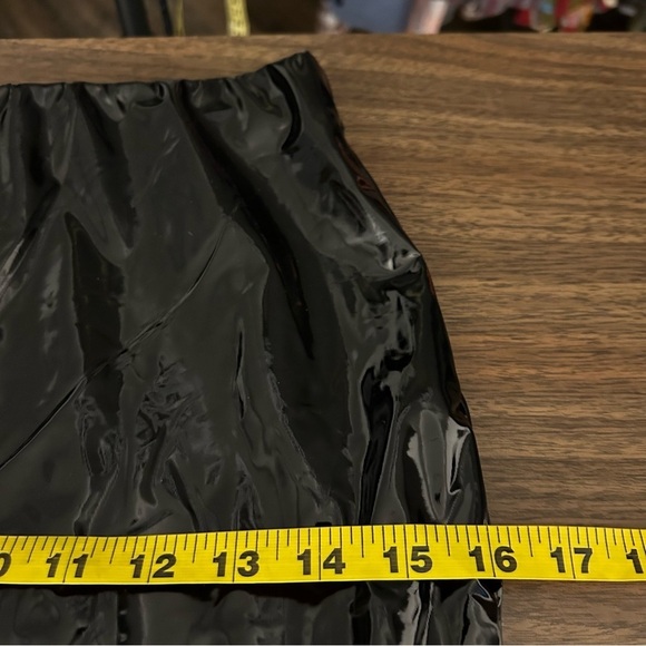 ❤️ NWT Missguided patent leather Skirt 4 - Picture 11 of 12